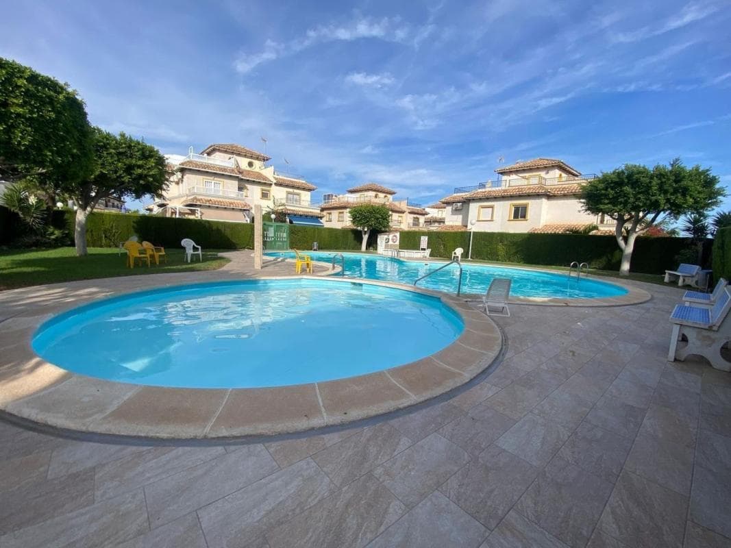 Villa, 2 bedrooms — Orihuela